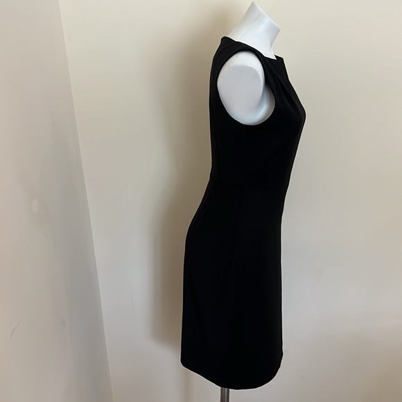 MM Lafleur New york Elegant Black Sleeveless Dress size 6 - Picture 3 of 16